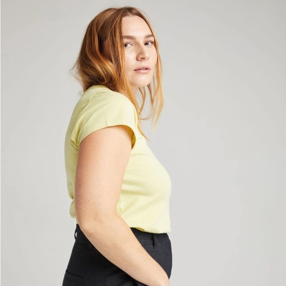 Richer Poorer Women’s Everyday Tee Pale Green Size XL